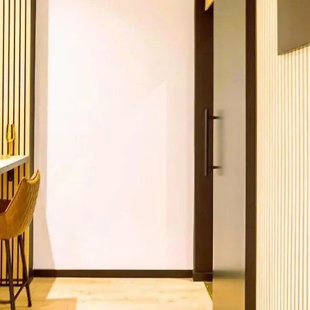 Sweet House Bed & Breakfast 4*