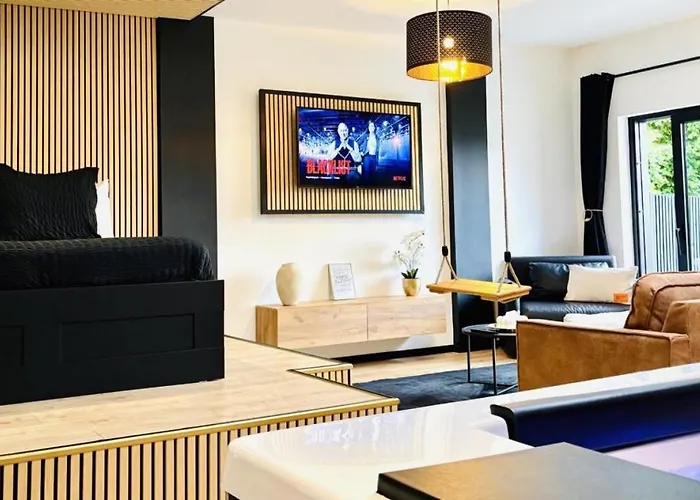 Sweet House Bed & Breakfast 3*