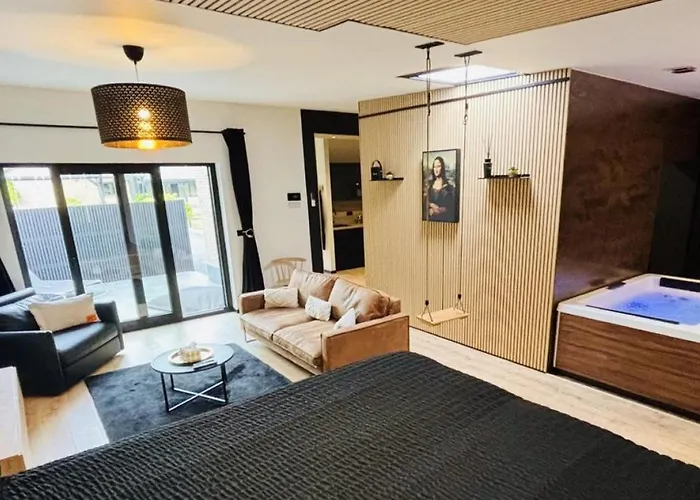 Sweet House 3* Hermee